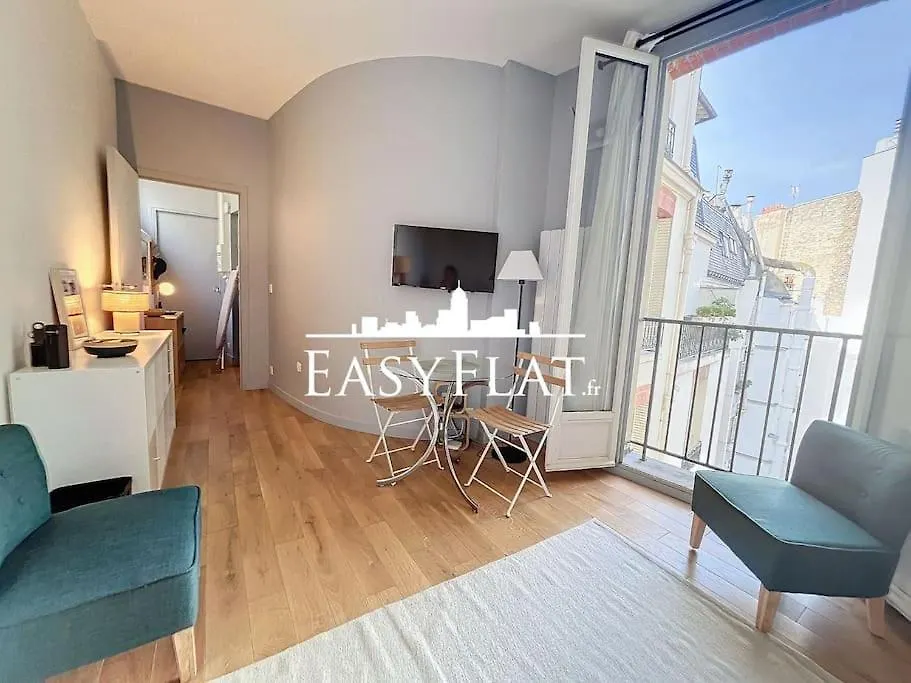 Ideally Located, Close To Invalides Paris