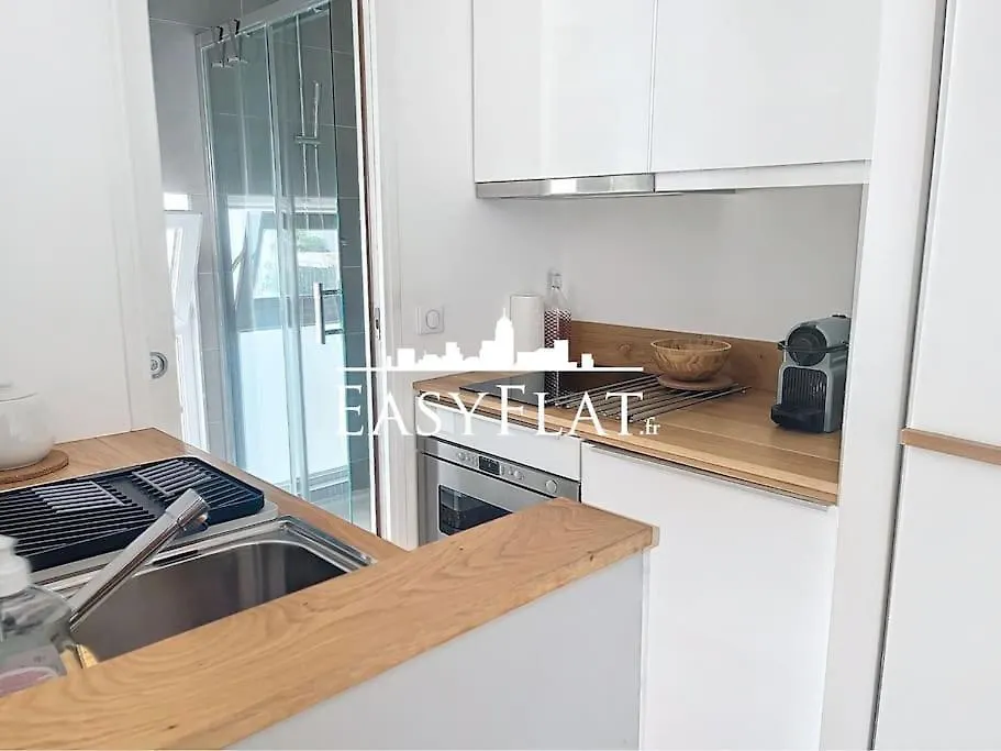 Ideally Located, Close To Invalides Apartment